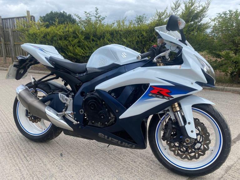 2011 11 SUZUKI GSXR 600 L0 SUPER SPORT GSXR600 NEW MOT MOT ZX6R SUPERSPORT 