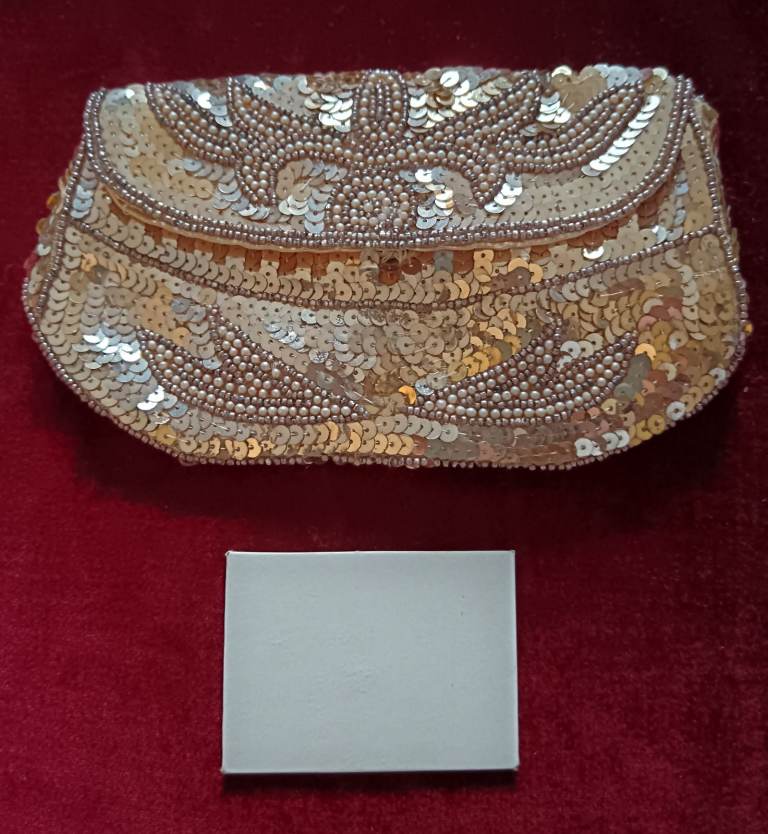 Original Antique Bag 1920 1930 Art Deco Art Nouveau Sequin Peal Purse & Mirror 7 x 4 Exceptional    