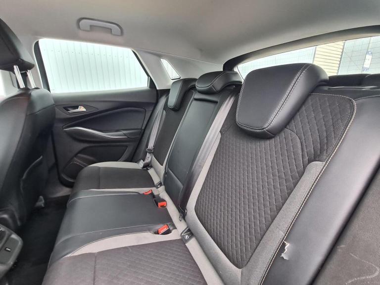 VAUXHALL GRANDLAND X 1.5 Turbo D BlueInjection Sport Nav Euro 6 (s/s) 5dr 2019