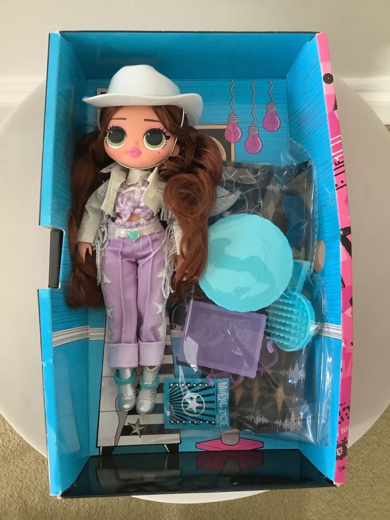 As new LOL Surprise OMG Lone Star fashion remix doll + outfit, box and accessories   