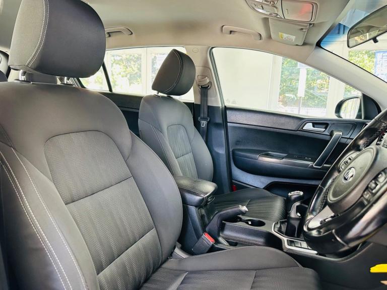 2016 Kia Sportage 1.7 CRDi 1 Euro 6 (s/s) 5dr ESTATE Diesel Manual