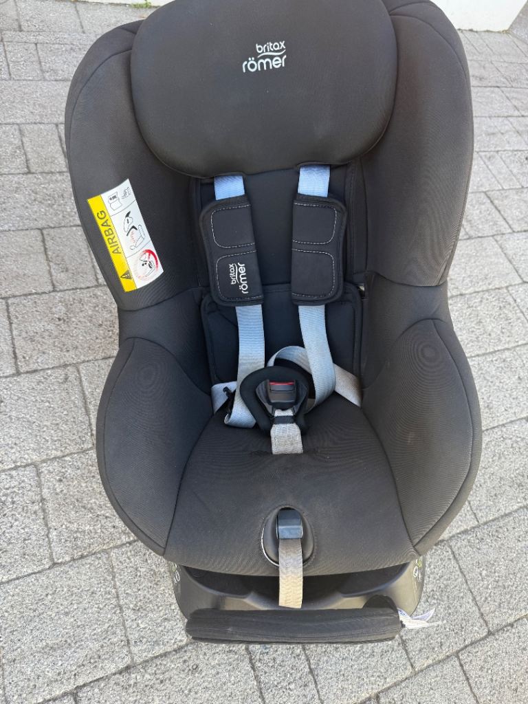 Britax Römer Baby-Safe i-Size Car Seat – Black, excellent Condition