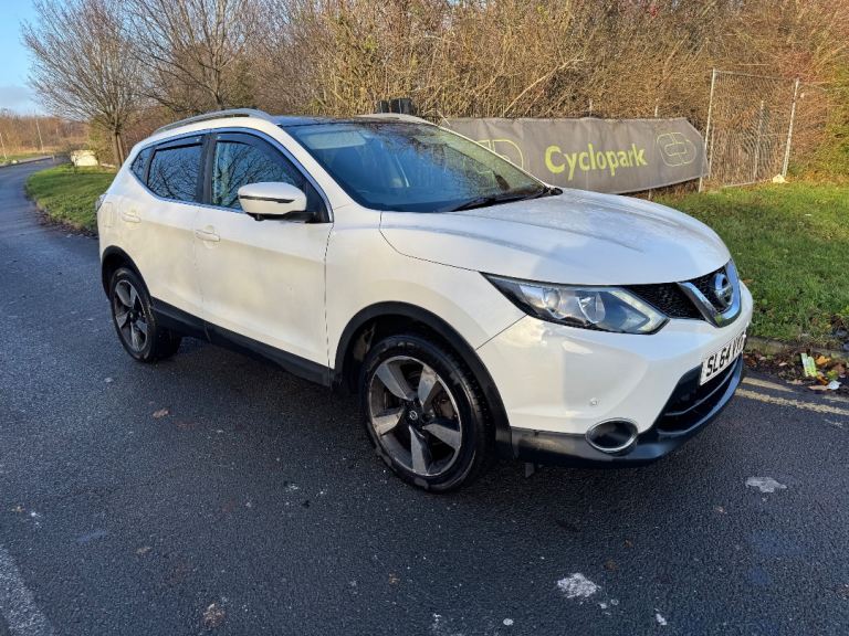 Nissan, QASHQAI, Hatchback, 2014, Manual, 1197 (cc), 5 doors