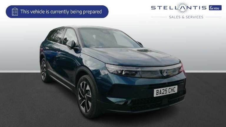 2025 Vauxhall Grandland 1.2 Ultimate SUV 5dr Petrol Hybrid e-DCT Euro 6 (s/s) (145 ps) SUV Hybrid...