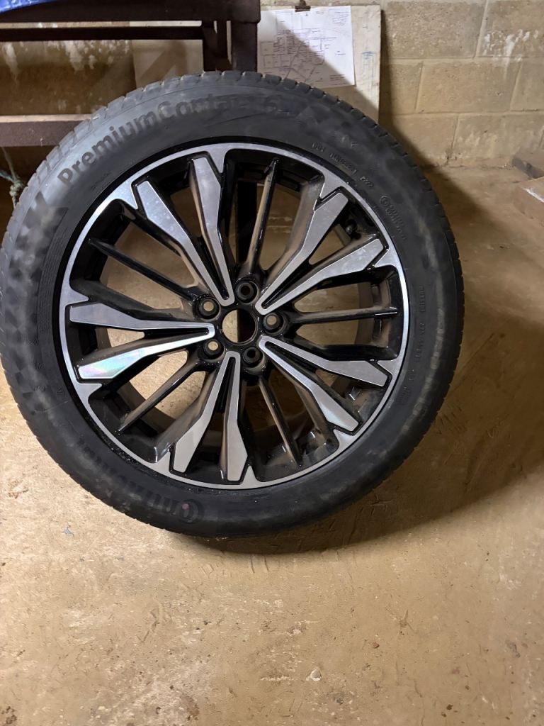 Ford Kuga spare wheel & tyre