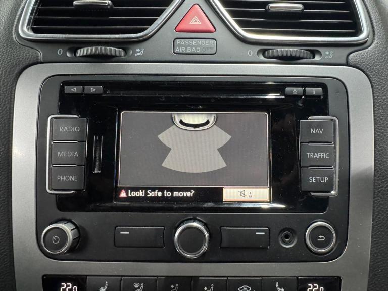 2012 Volkswagen Scirocco 2.0 TDi BlueMotion Tech GT 3dr [Nav/Leather] COUPE DIESEL Manual