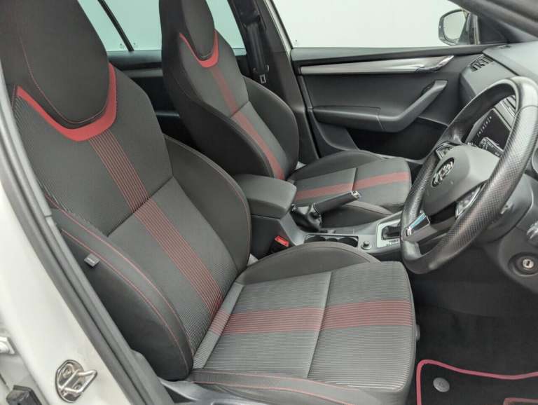 2019 Skoda Octavia 1.5 TSI ACT SportLine Estate 5dr Petrol DSG Euro 6 (s/s) (150 ps) - SAT NAV ES...