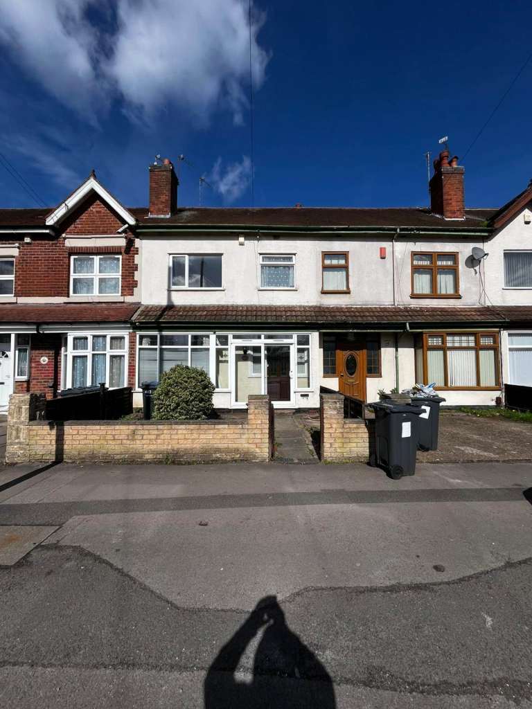 Rooms to Rent In 4 Bed House On Moor Green Lane, Moseley. Supported Accommodation. Immediate Move In