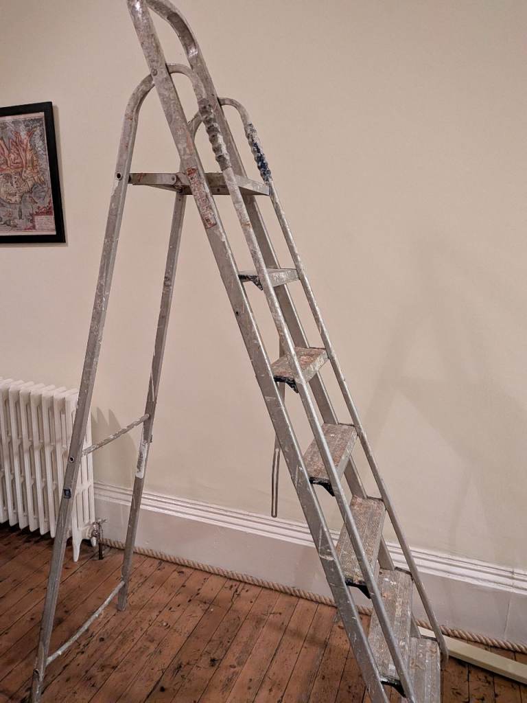 Decorating ladders