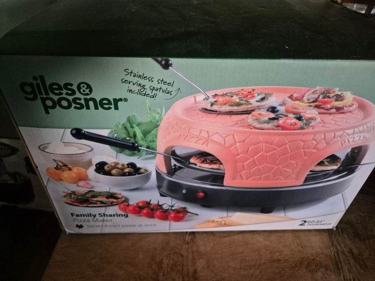 Giles & Posner family pizza maker