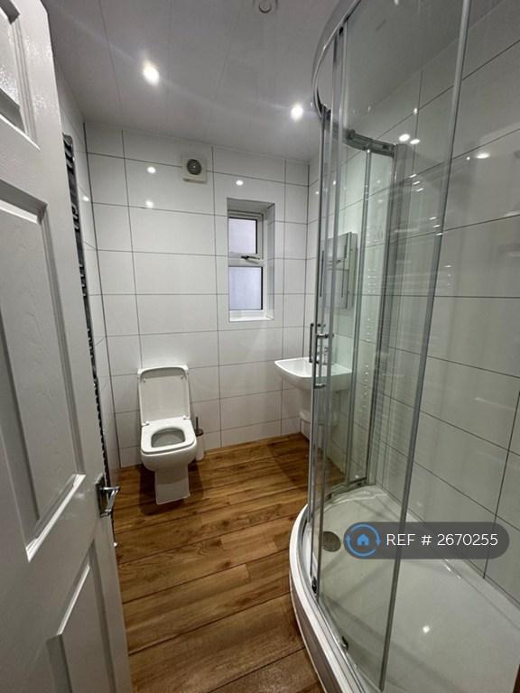 9 bedroom house in Wilmslow Road, Manchester, M20 (9 bed) (#2670255)