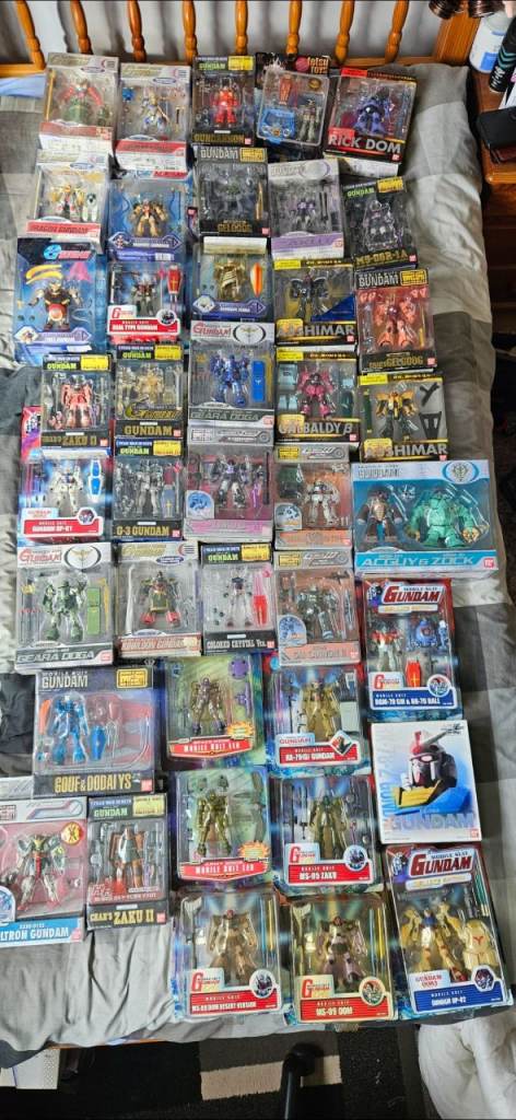 Gundam action figures 