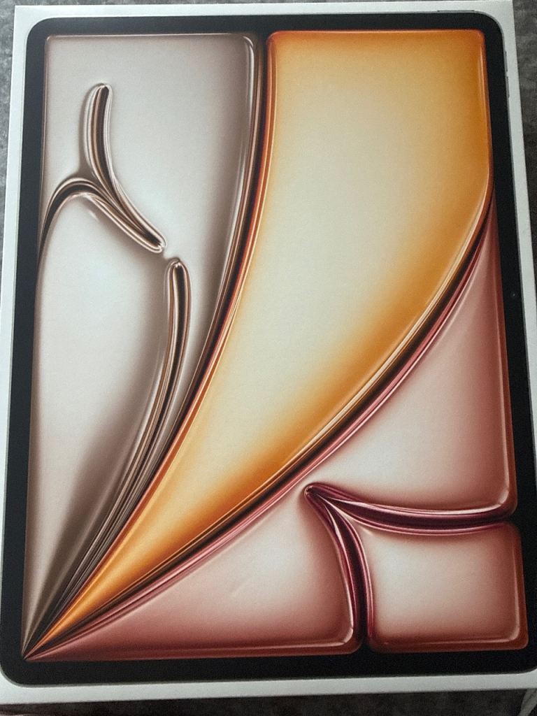 Apple iPad air 2026 - Brand New Condition
