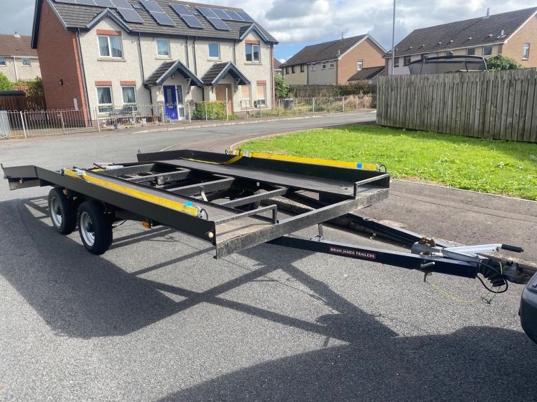 Brian James car trailer 