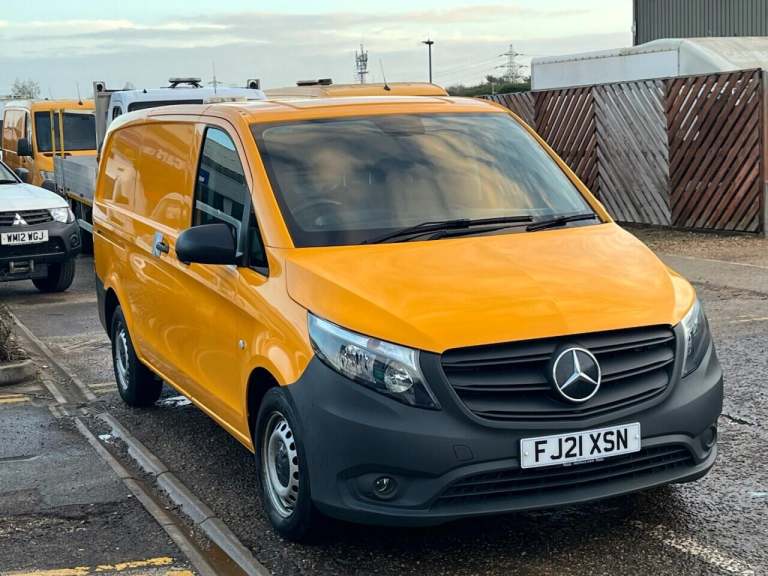 2021 Mercedes-Benz Vito 114CDI Progressive Van PANEL VAN DIESEL Manual