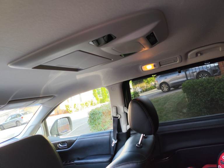 Nissan, 2010, 2480 (cc) 7 seater 