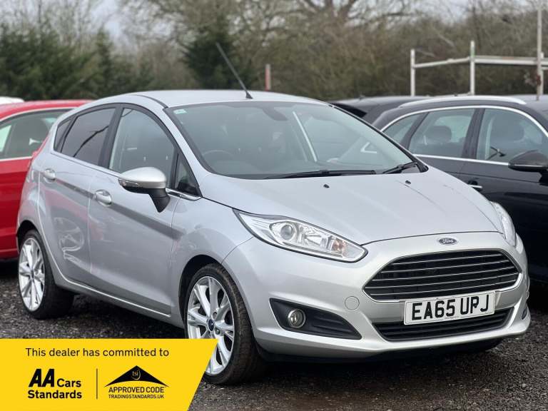 2015 Ford Fiesta 1.5 TDCi Titanium 5dr HATCHBACK DIESEL Manual