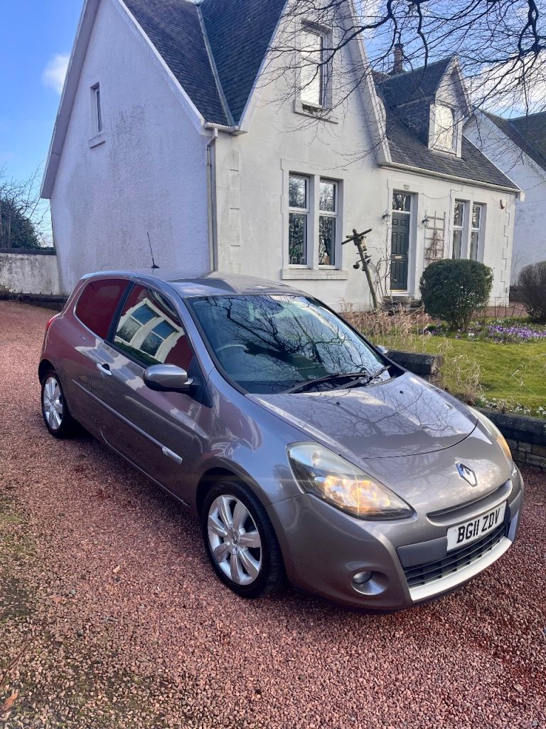 Renault Clio GT TOMTOM 