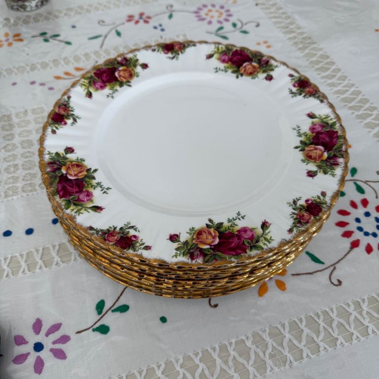 Royal Albert Old Country Roses Dinner Plates – Set of 6