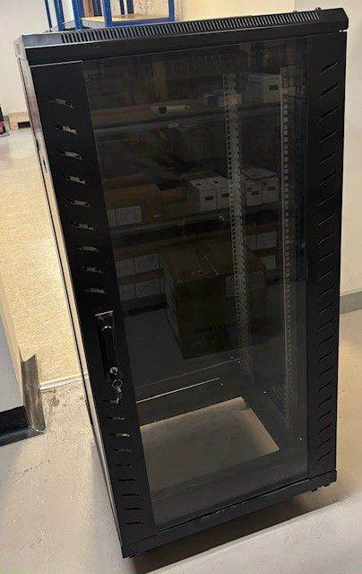 Tower Server Cabinet with Glass Door and Key