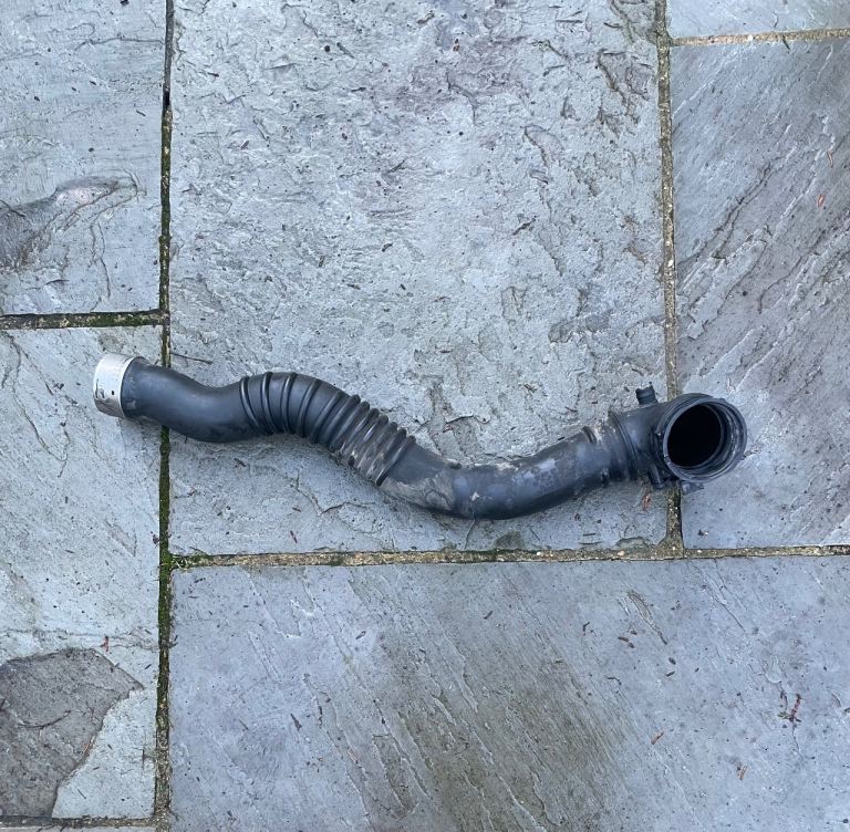 2014 BMW 4 SERIES F32 AIR INTAKE HOSE PIPE 7597592