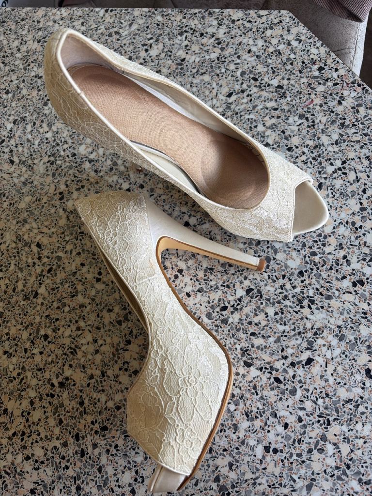Next heels 