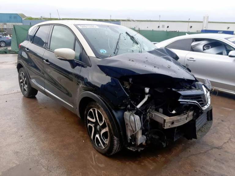BREAKING RENAULT CAPTUR 0.9 PETROL 2017 STOCK NUMBER WY53