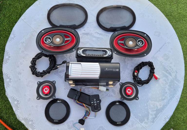 SONY very good quality full audio system - complete.
