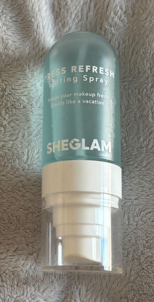 3  x New Setting Sprays £4.00 Each 