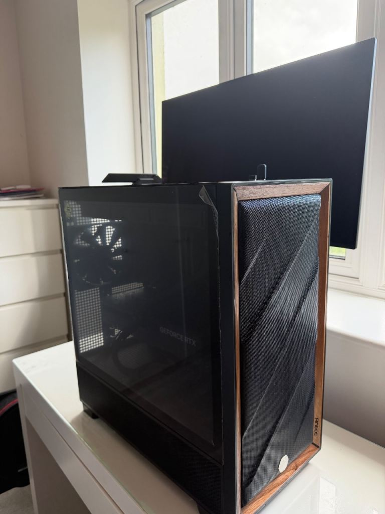 SCAN BUILT GAMING PC | RTX 5080 | Ryzen 7 9800X3D | 32GB DDR5 | 2TB SSD