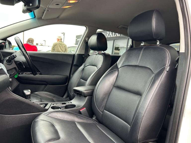 2020 Kia Niro 1.6 Niro 3 PHEV Semi-Auto 5dr SUV Hybrid Automatic