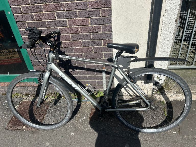 🚲 GIANT Hybrid Bike for Sale – £75–£80