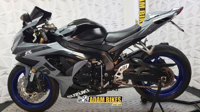 2009 Suzuki GSXR 600 | *WARRANTY PROVIDED* 