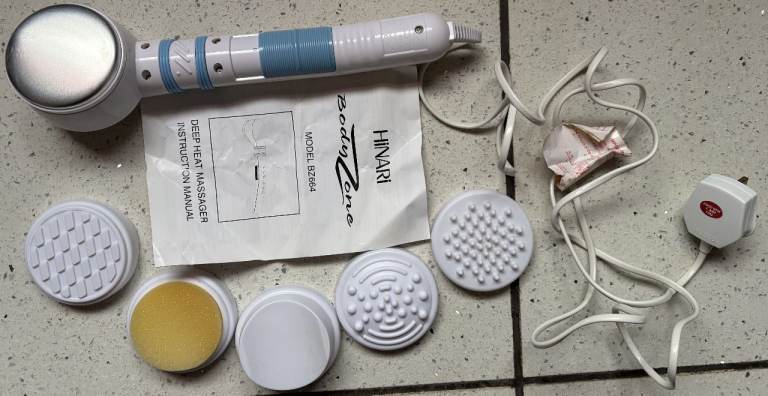 HEAT MASSAGER FOR PAIN RELIEF WITH 5 ATTACHMENTS, BOXED AS NEW, ONLY £8, CAN POST