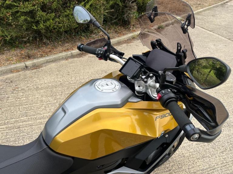 2021 70 BMW F 900 XR TE F900 ADVENTURE TOURER F900XR FULL LUGGAGE NEW MOT 14k