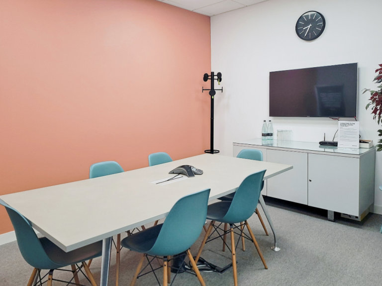 Gerrards Cross - SL9 0BG, 5 Desk serviced office to rent at Chalfont Park