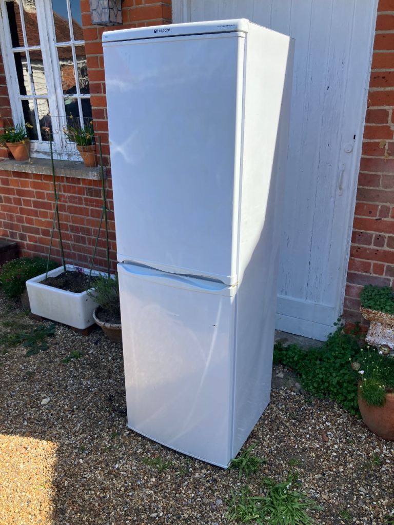 Freestanding Fridge Freezer
