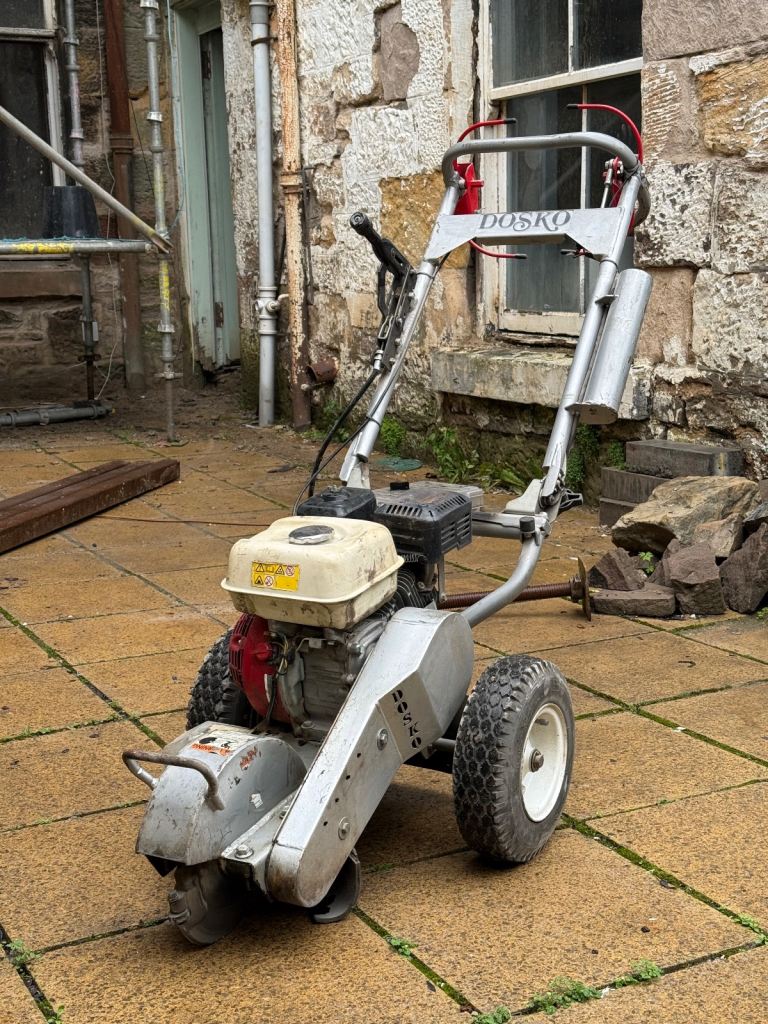 Dosko 6hp Mini Stump Grinder Honda GX200 196cc - [HC-DOSKO6HP]