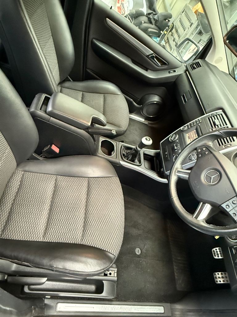 Mercedes-Benz, B CLASS, MPV, 2009, Manual, 1699 (cc), 5 doors