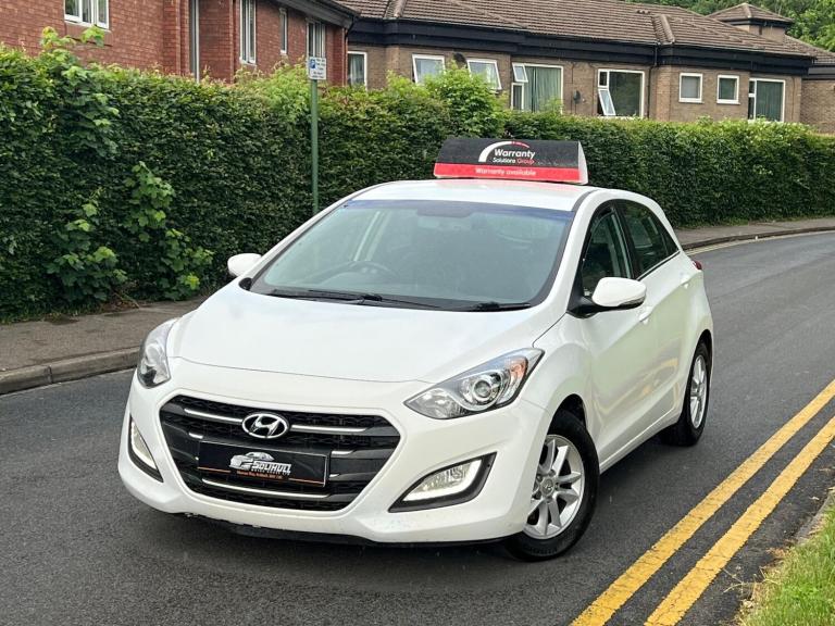 2015 Hyundai i30 1.6 CRDi Blue Drive SE Nav 5dr HATCHBACK DIESEL Manual