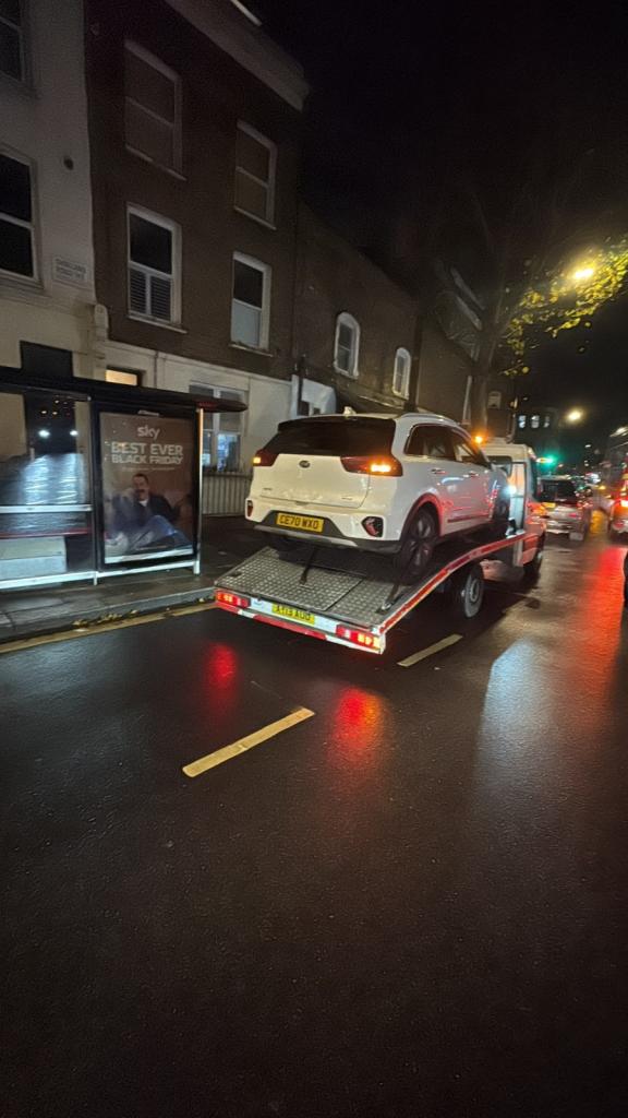 Hassoun recovery group 24/7 vehicle recovery services 