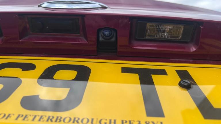 Nissan qashqai N1.5 dCi 115 N-Connecta 5dr 2 owners full Nissan history stunning