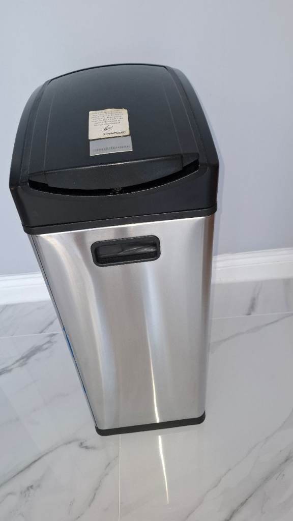 Metal Kitchen Dustbin with Black Soft Touch Lid – Good Condition Simple Human