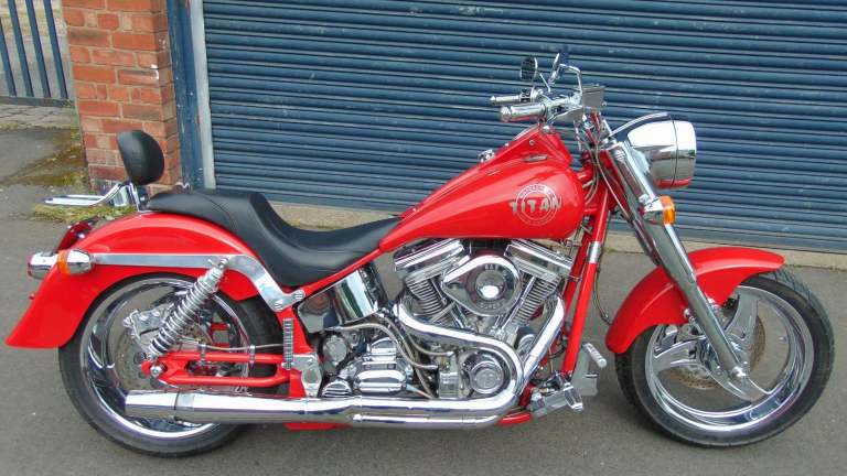 Titan Roadrunner 1562 Harley S&S motor American specialist custom show bike