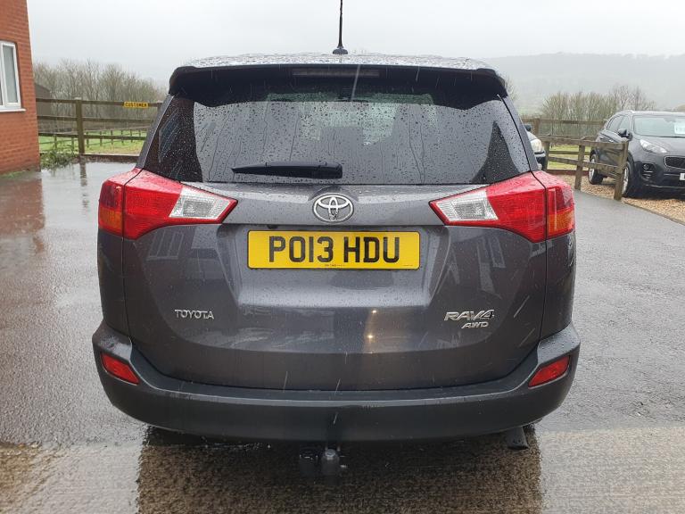 2013 Toyota RAV4 2.2 D-4D Icon SUV 5dr Diesel Manual 4WD Euro 5 (150 ps)