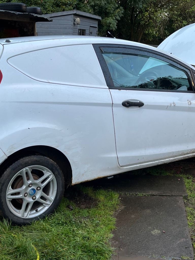 Ford, FIESTA, Car Derived Van, 2011, Manual, 1560 (cc)