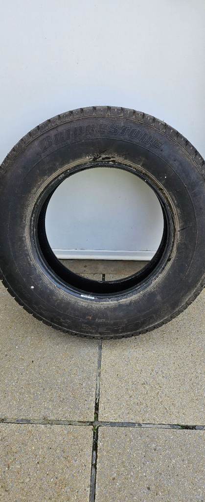 BRIDGESTONE DUELLER. 205/80/16