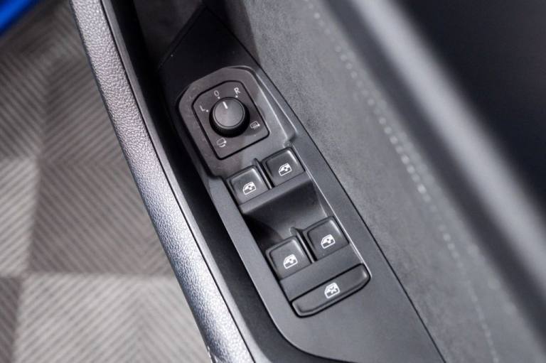 2022 Skoda Kodiaq 2.0 TDI SportLine SUV 5dr Diesel DSG 4WD Euro 6 (s/s) (7 Seat) (200 ps) ESTATE ...