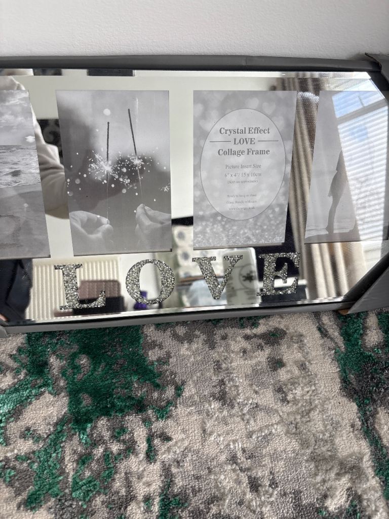 Crystal effect LOVE  frame