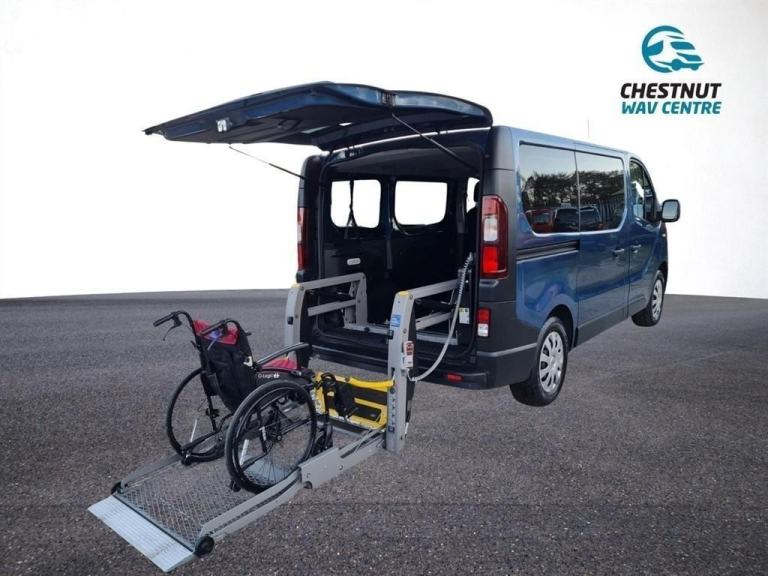 Renault Trafic WAV Wheelchair Access Lift  L1H1 SWB Only 35K Miles! 2018 No VAT